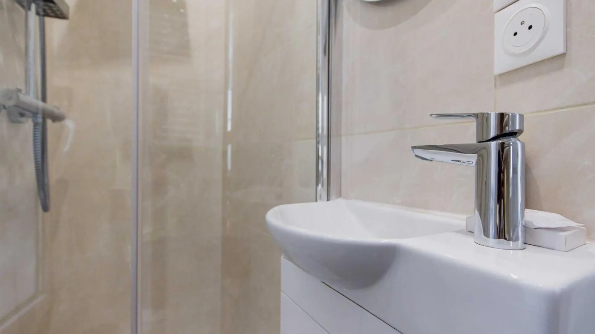 Cosy And Chic Apartment -1Bd-4P- Auteuil Paris France